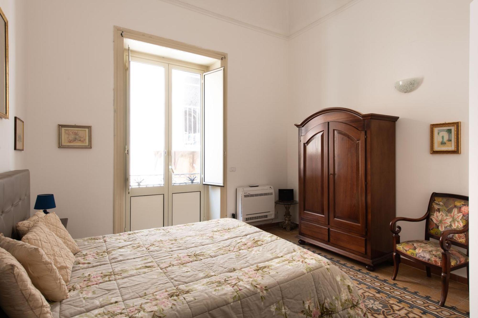 Cathedral View Apartments Palermo Exterior photo