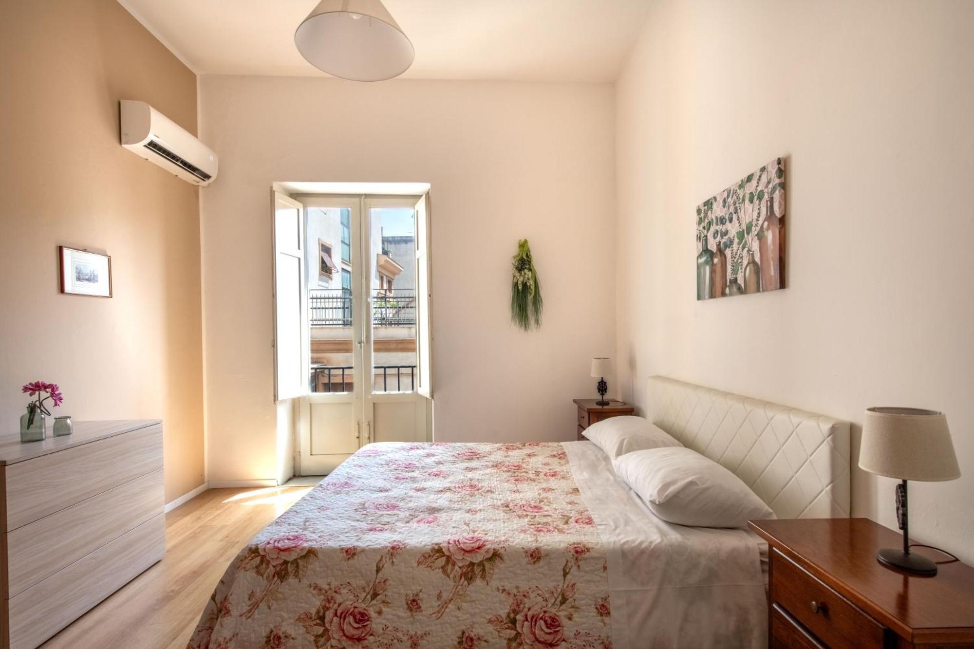 Cathedral View Apartments Palermo Exterior photo